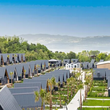 酒店 Ramada By Wyndham Thermal 5*