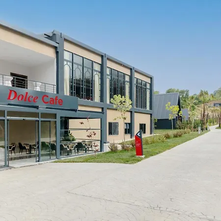 ホテル Ramada By Wyndham Thermal 5*