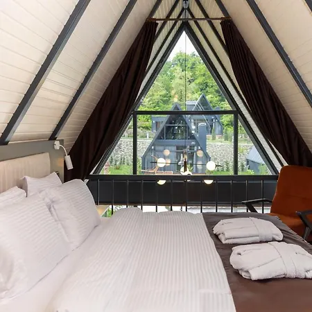 Ramada By Wyndham Thermal ホテル