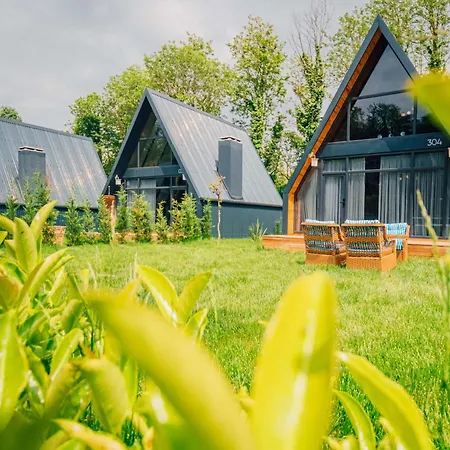 Ramada By Wyndham Thermal ホテル