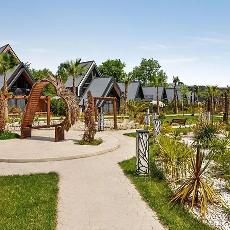 Ramada By Wyndham Thermal 酒店 5*