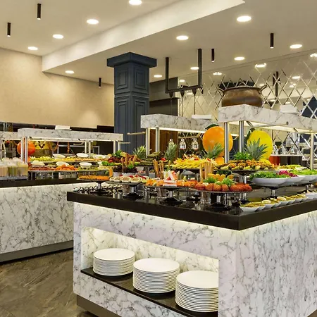 Ramada By Wyndham Thermal 酒店